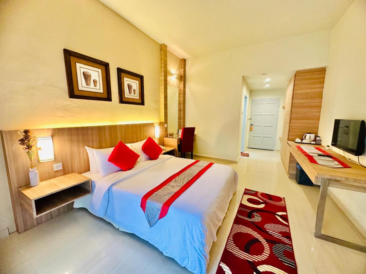Rompin Beach Resorts Kuala Rompin Kültér fotó