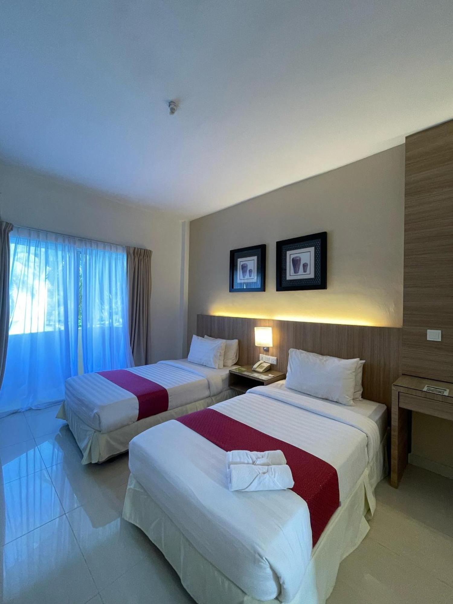 Rompin Beach Resorts Kuala Rompin Kültér fotó