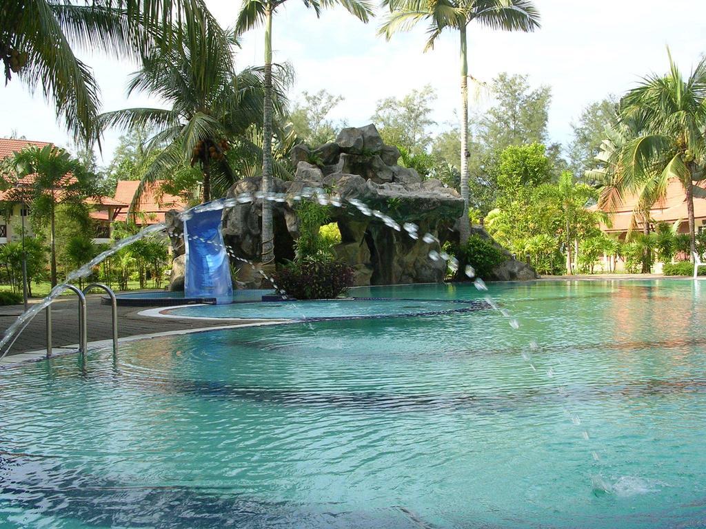 Rompin Beach Resorts Kuala Rompin Kültér fotó
